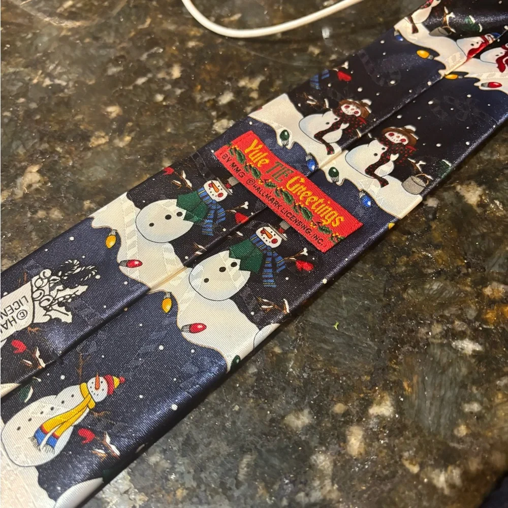 Hallmark Men’s Holiday Tie! Christmas